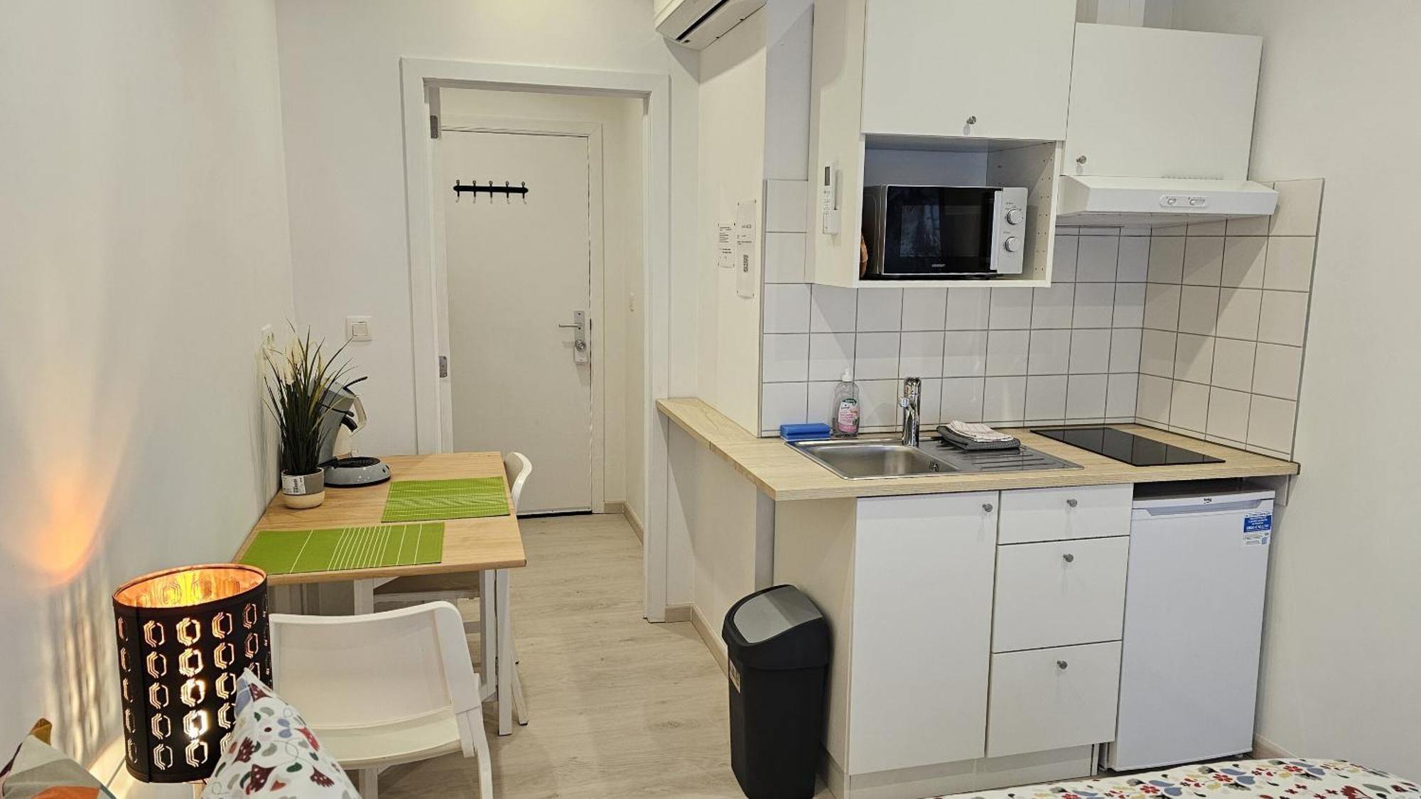 Apartment Chez Esmara Et Philippe Брюксел Екстериор снимка
