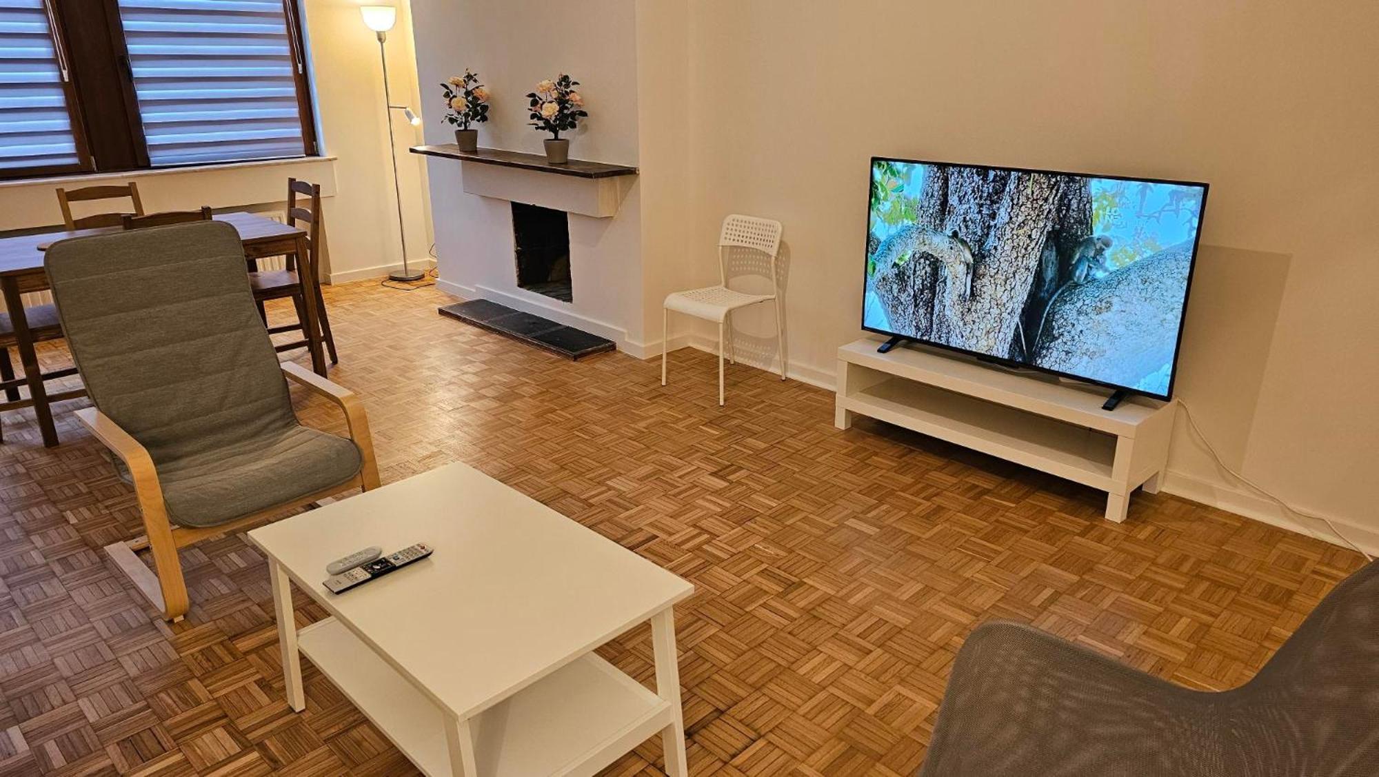 Apartment Chez Esmara Et Philippe Брюксел Стая снимка