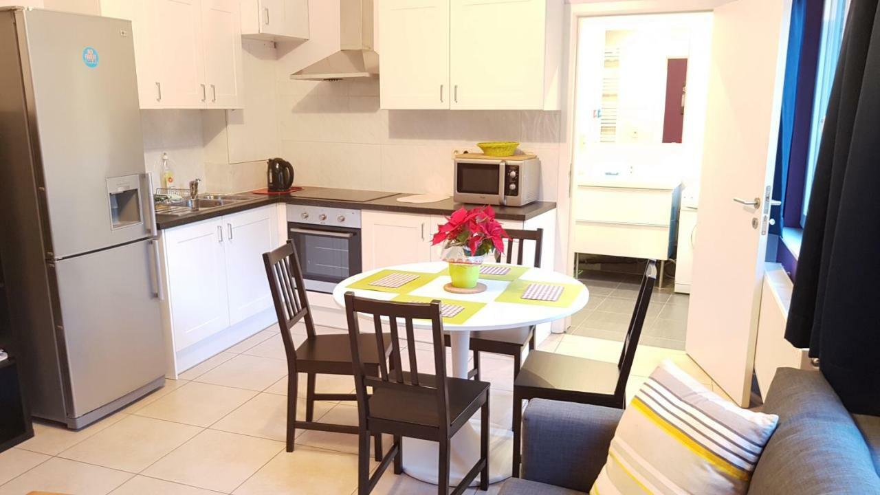 Apartment Chez Esmara Et Philippe Брюксел Екстериор снимка